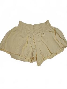 Love Tree butter yellow pull on shorts size M